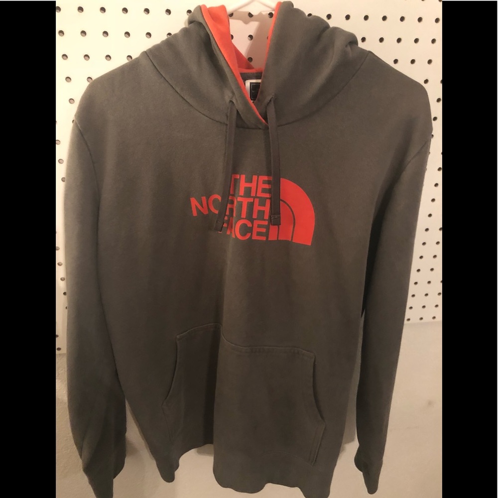 XL Northface sweater
